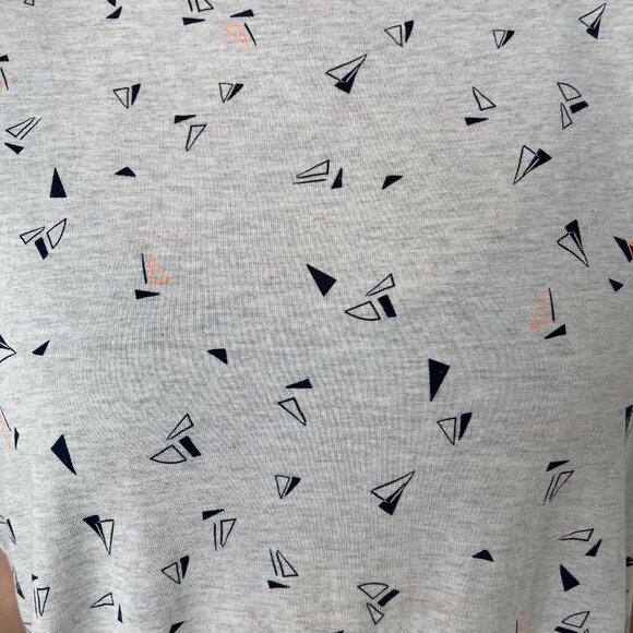 Very nice viscose top with a small pattern and elastic at the bottom - Picture 3 of 8